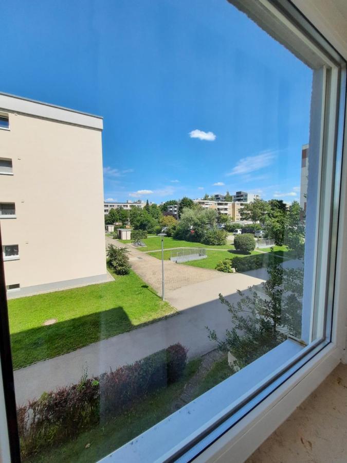 Moderne 3Zimmer Wohnung, In Koenigsbrunn Bei Augsburg Luaran gambar