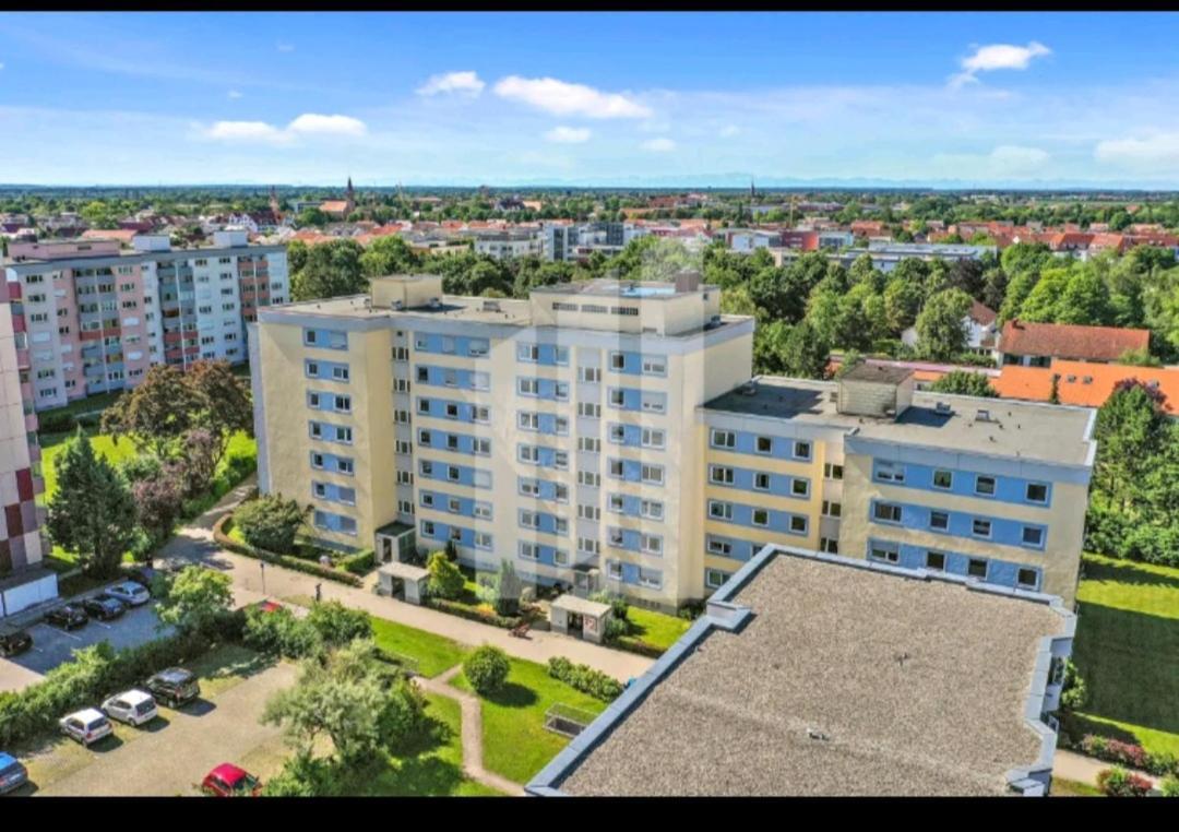 Moderne 3Zimmer Wohnung, In Koenigsbrunn Bei Augsburg Luaran gambar